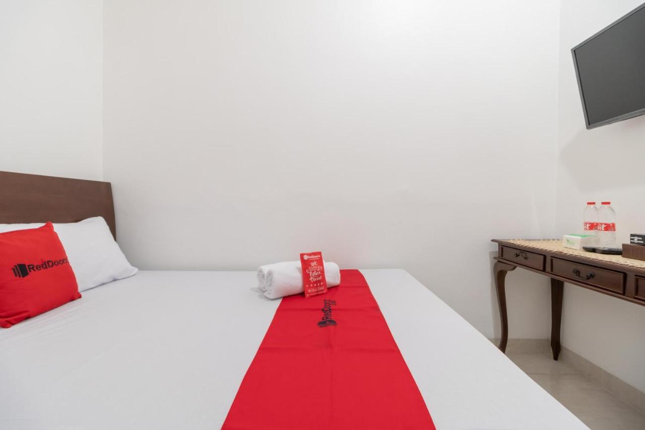 Reddoorz Syariah Near Summarecon Mall Bekasi Exteriér fotografie